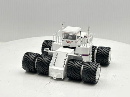 1/64 Big Bud 16V-747 Titan LSW Signed