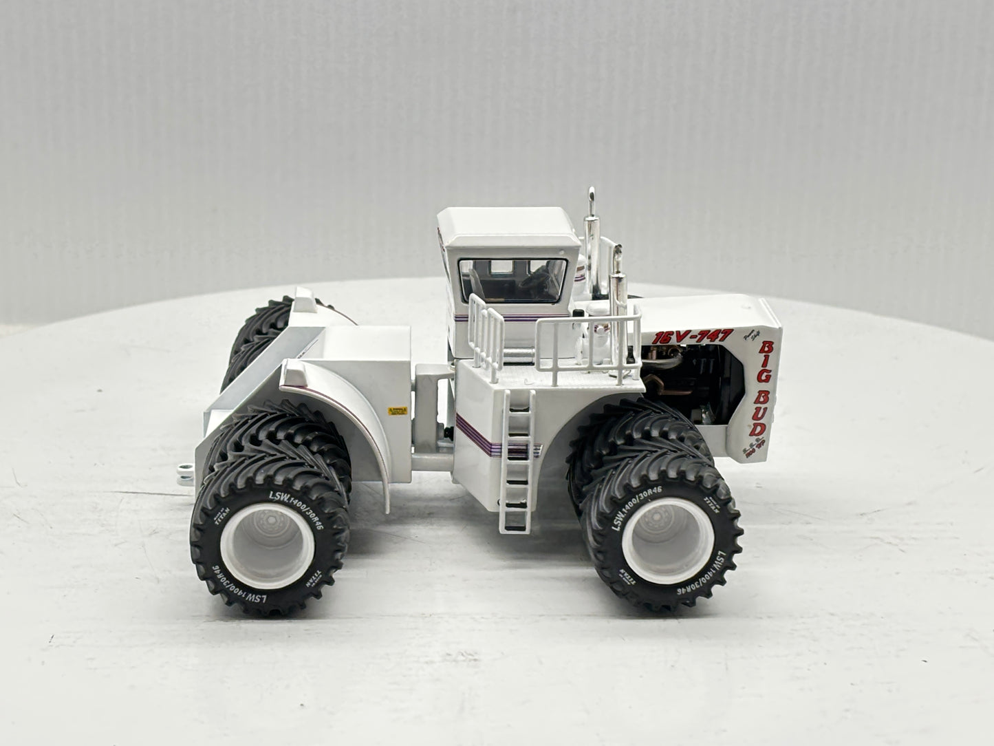 1/64 Big Bud 16V-747 Titan LSW Signed