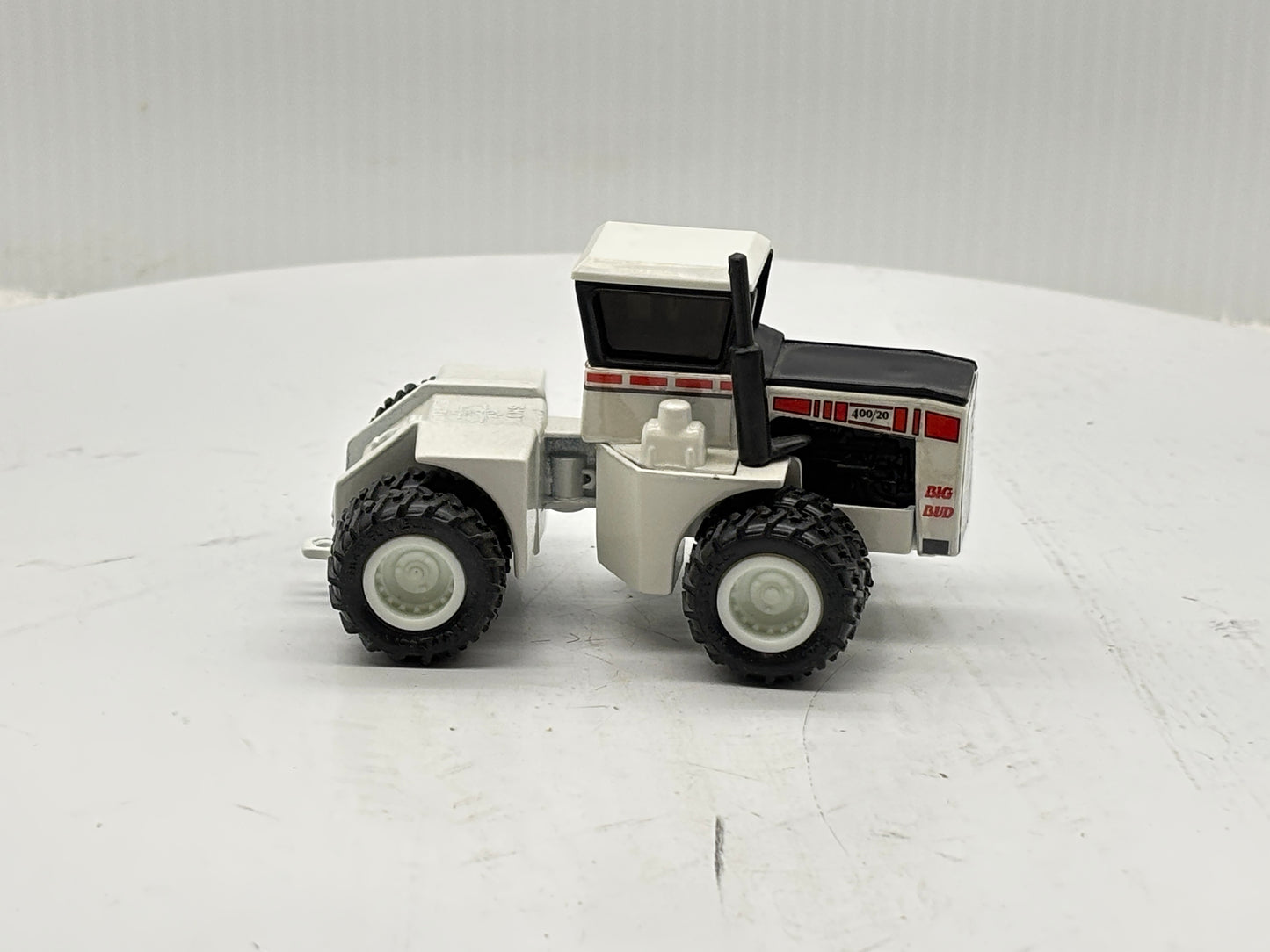 1/64 Big Bud 400-20 Home Hardware