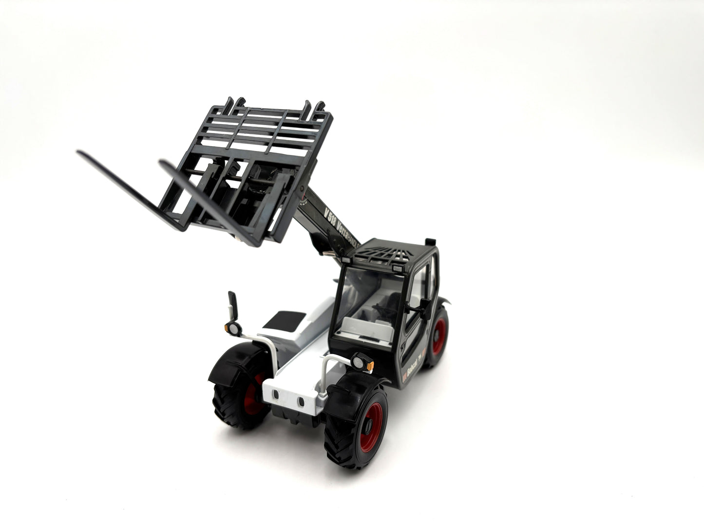 1/25 Bobcat V518 VersaHANDLER
