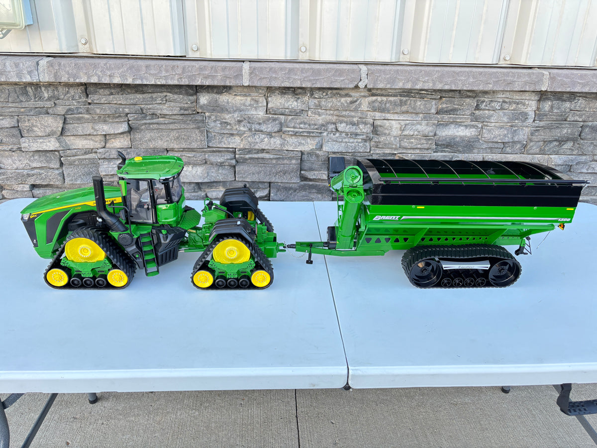 1/16 Brent 1398 Grain Cart High Detail (Green)