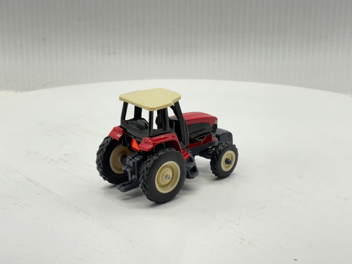 1/64 Buhler Versatile Genesis