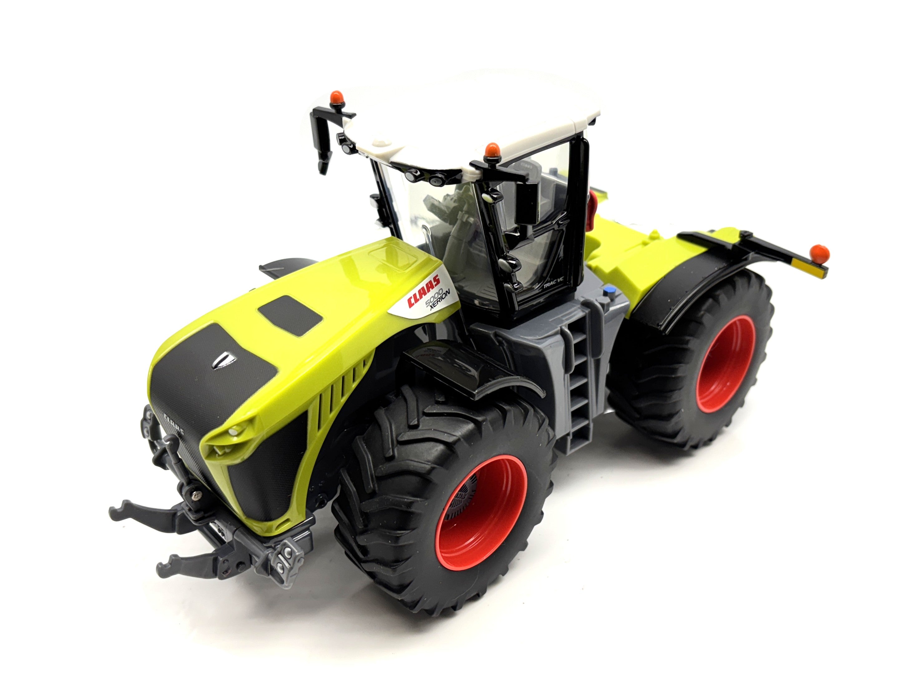 1/32 Claas 5000 Xerion