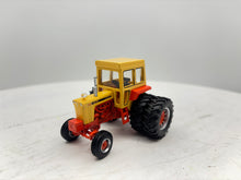 1/64 Case 1030 Cab + Duals