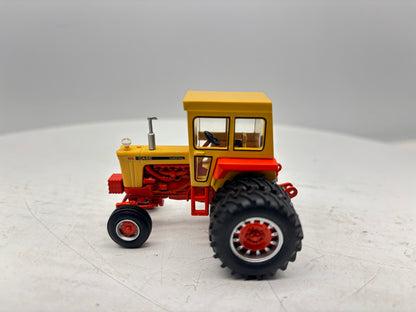 1/64 Case 1030 Cab + Duals