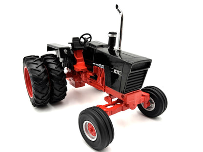 1/16 Case 1070 Black Chase