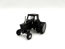 1/64 Case 1070 NFTM ''Black Chase''