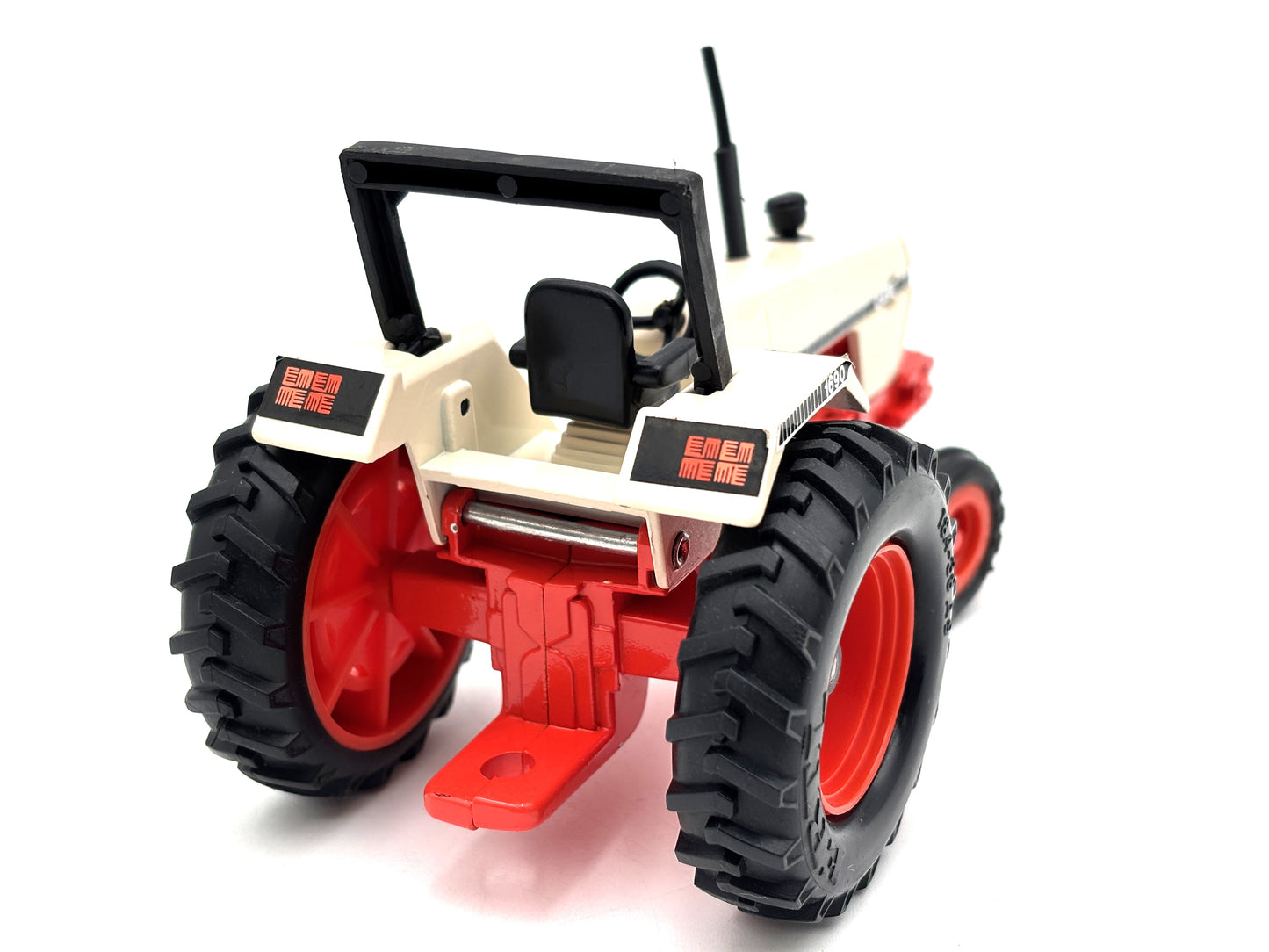 1/32 Case 1690 Collector Edition