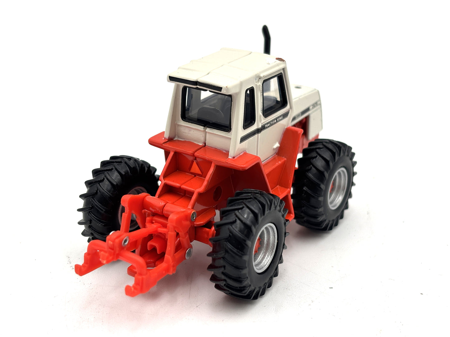 1/64 Case 2670 Traction King 4WD