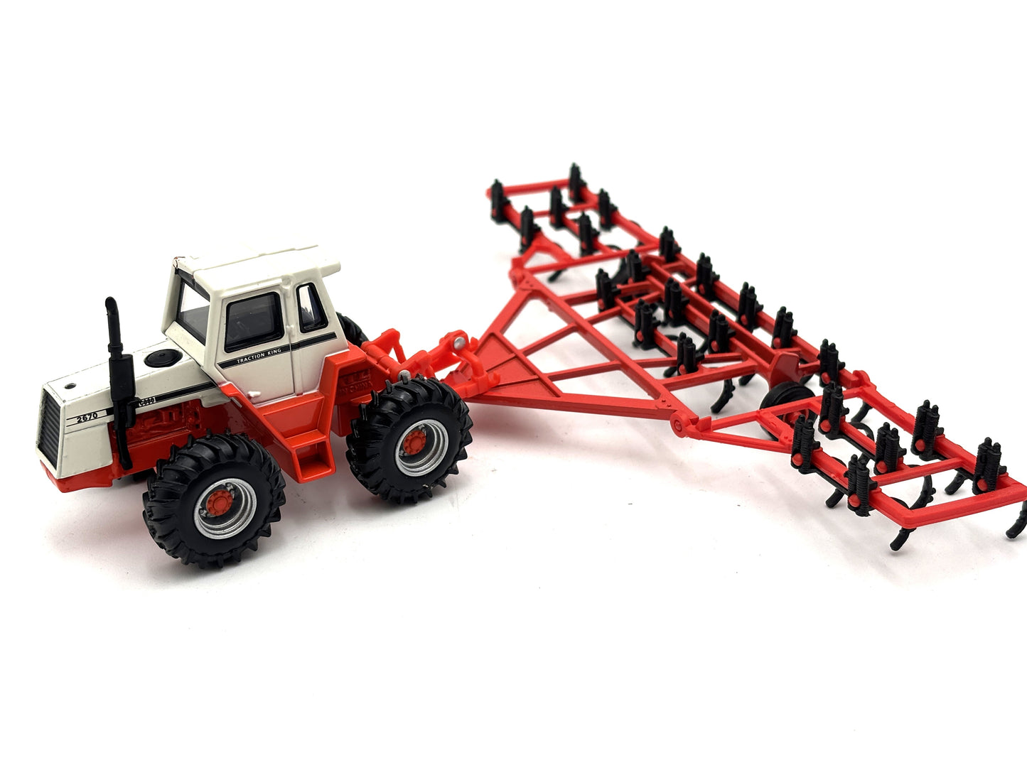 1/64 Case 2670 Traction King 4WD