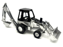 1/35 Case 5880 Silver Anniversary