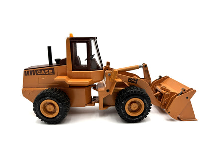 1/35 Case 621 Pay Loader