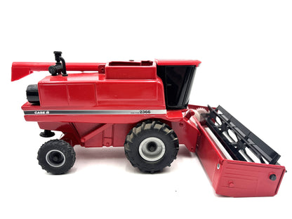 1/32 Case IH 2366