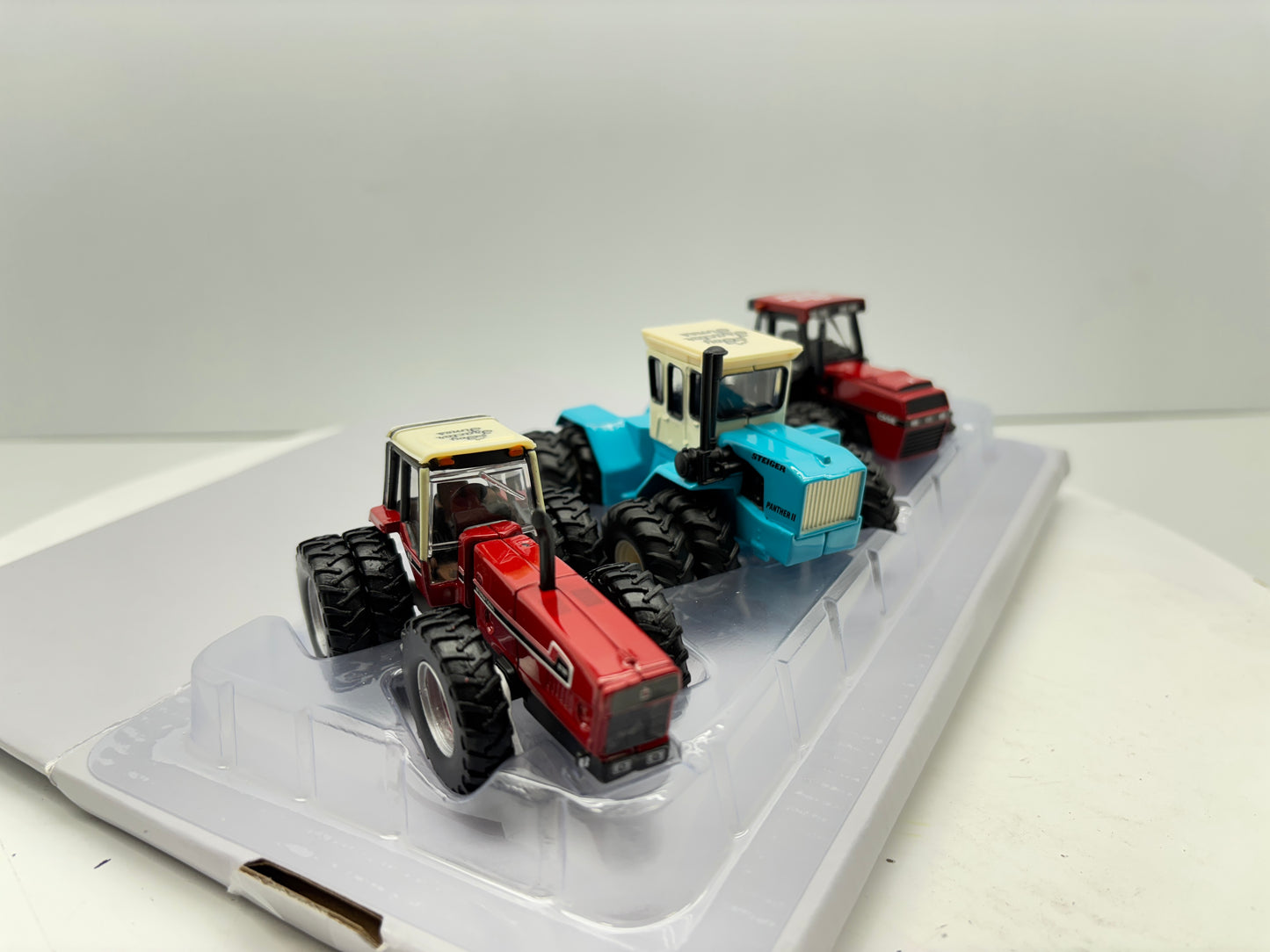 1/64 Case IH 40th TTT
