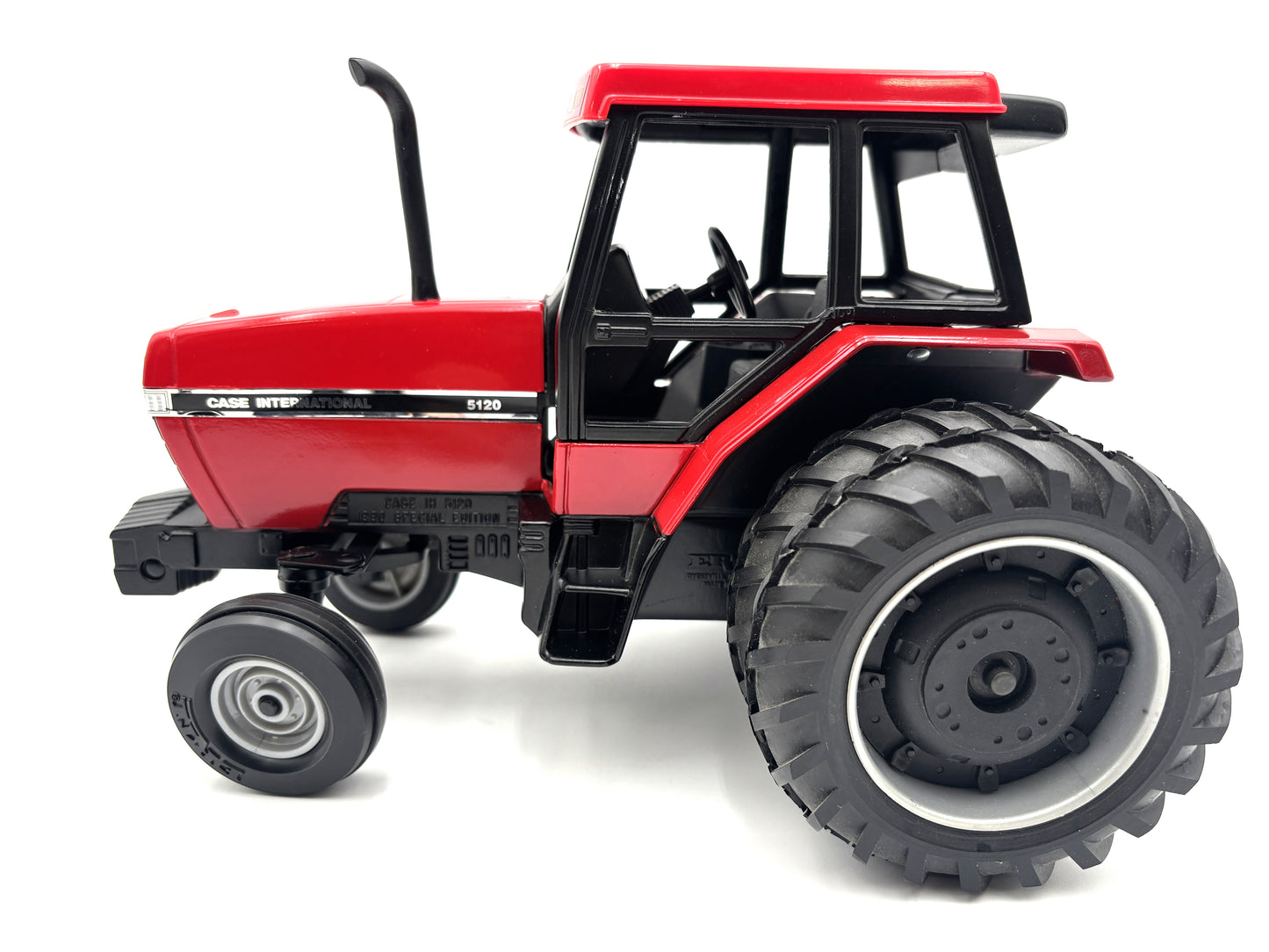 1/16 Case IH 5120 Maxxum