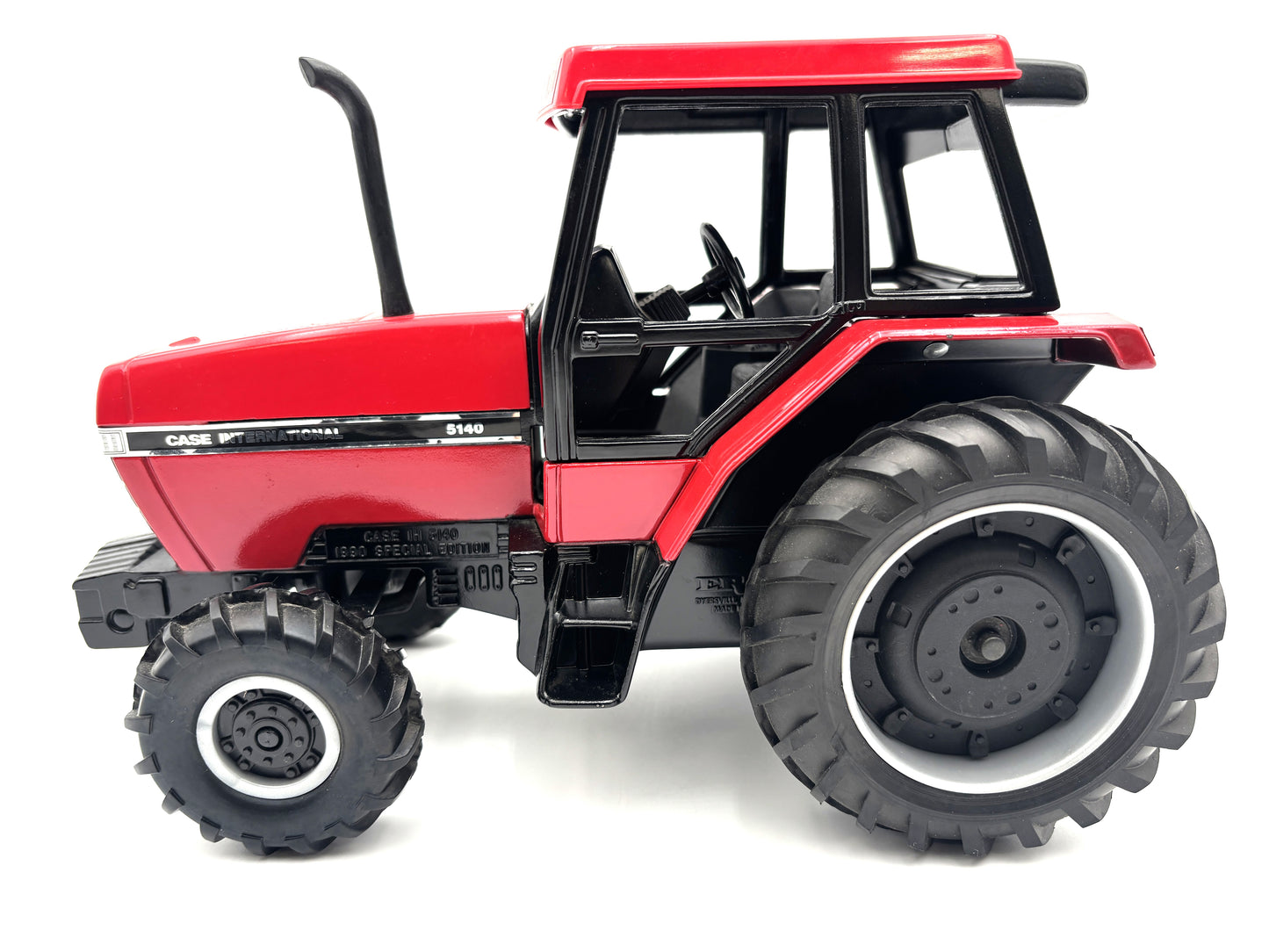 1/16 Case IH 5140 Maxxum