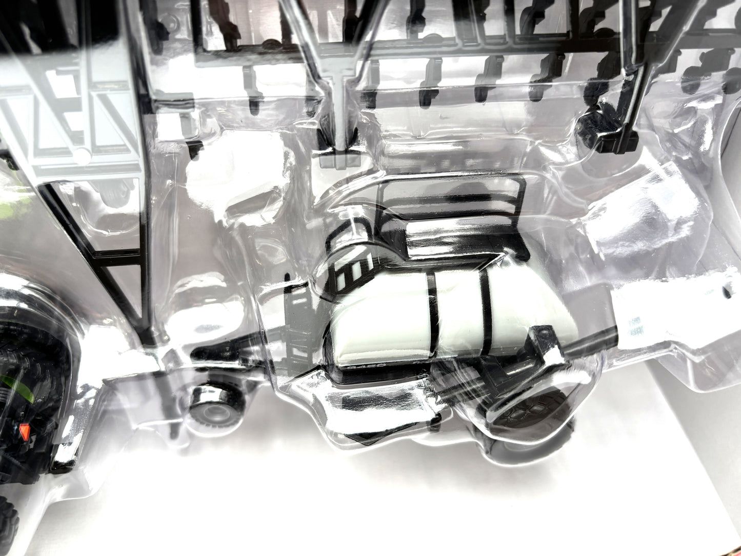 1/64 Case IH 600HD Air Seeders-Green Chase