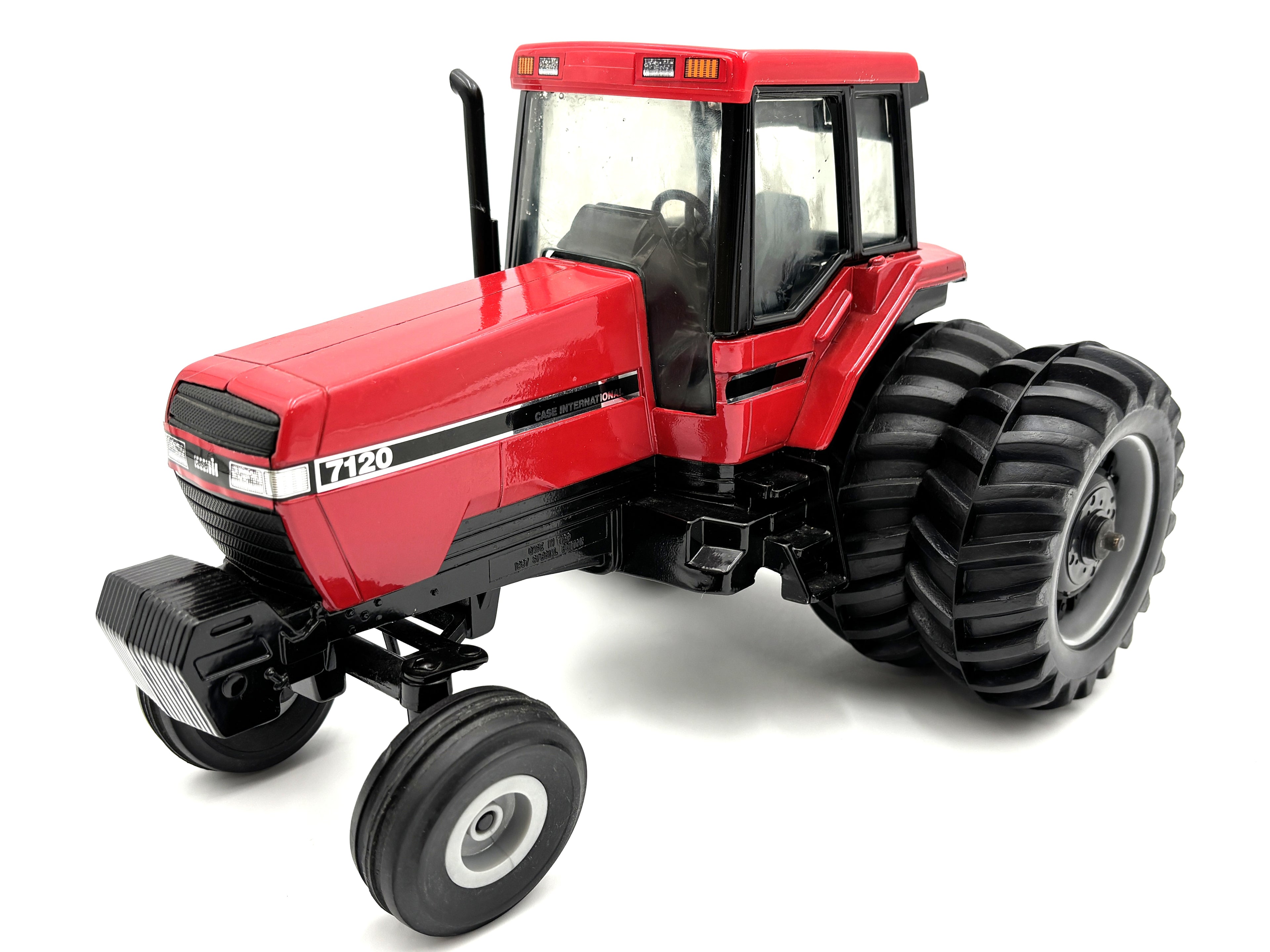 1/16 Case IH 7120 Special Edition