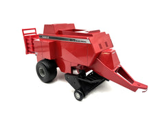 1/16 Case IH 8575 Large Square Baler