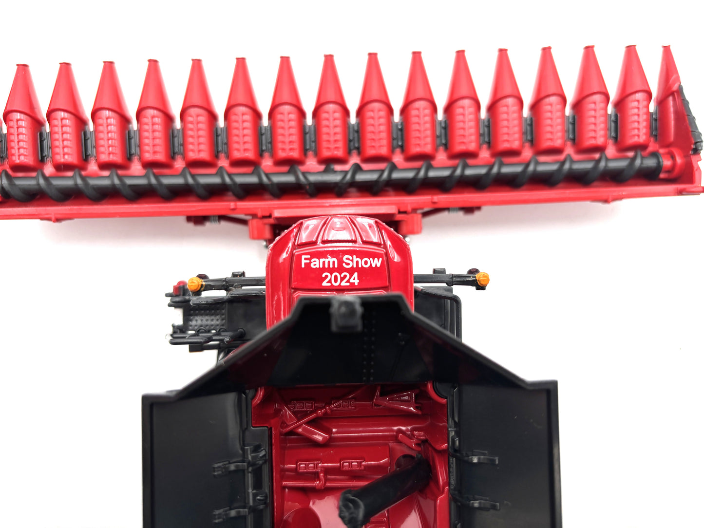 1/64 Case IH AF11 Axial Flow Farm Show