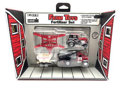 1/64  Case IH Fertilizer Barn Set