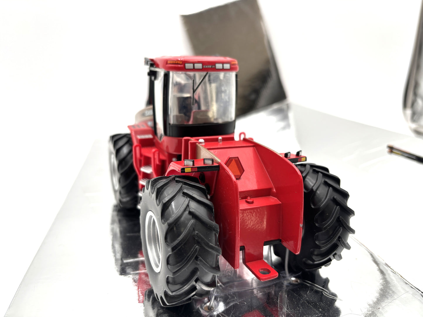 1/32 Case IH Magnum 305 and Steiger 535 20th Anniversary