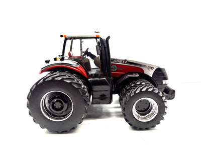 1/32 Case IH Magnum 370 Farm Show