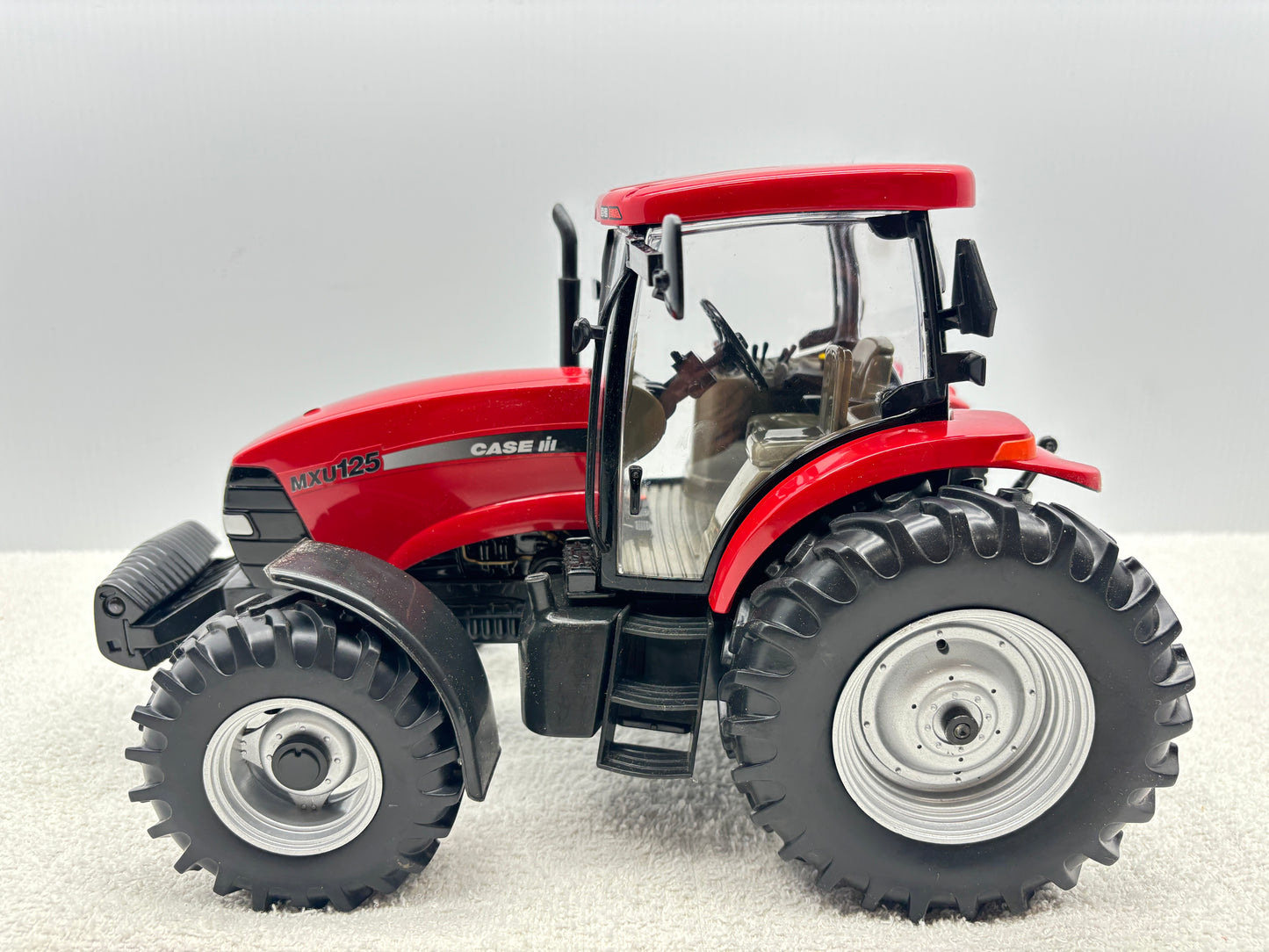 1/16 Case IH Maxxum MXU125