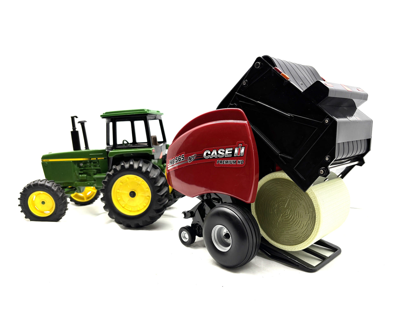 1/16 Case IH RB565