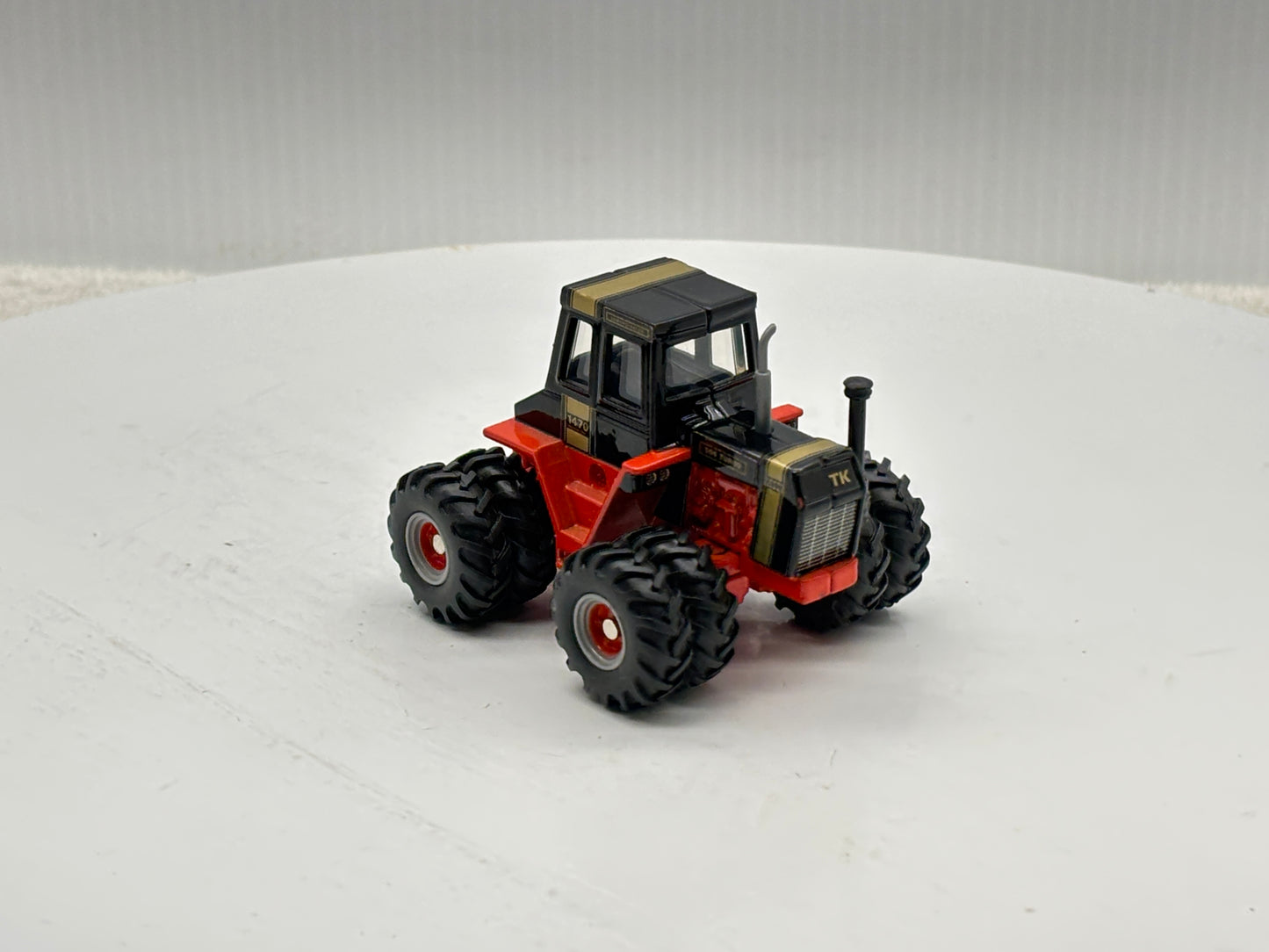 1/64 Case 1470 Black Knight