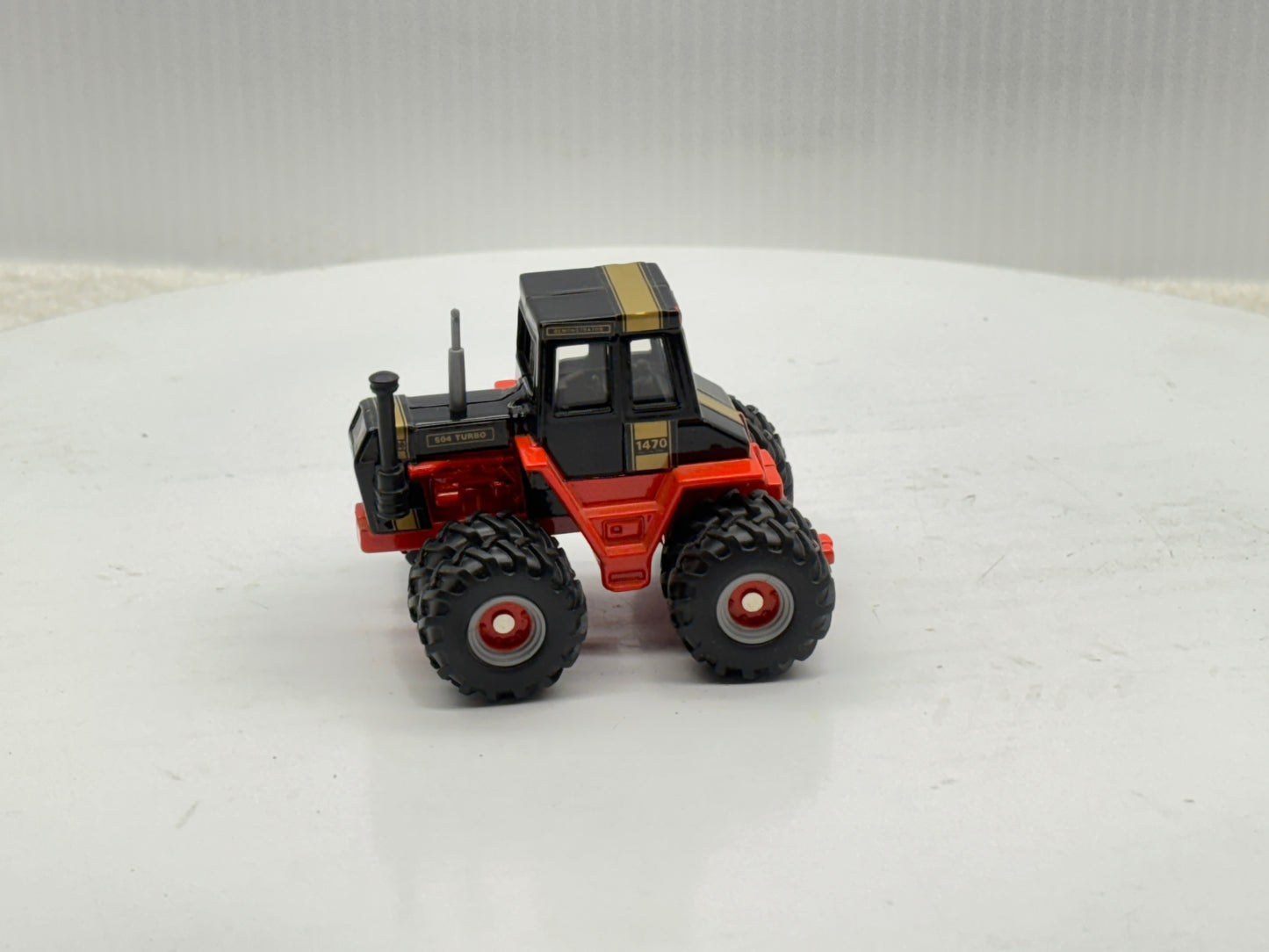 1/64 Case 1470 Black Knight