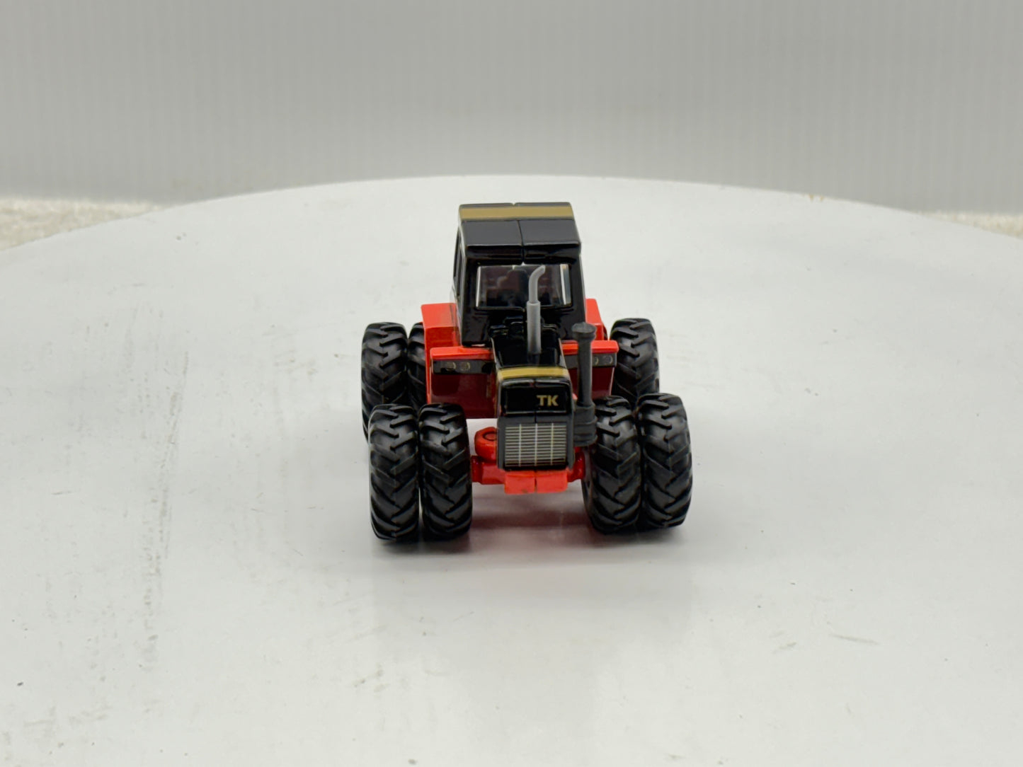 1/64 Case 1470 Black Knight