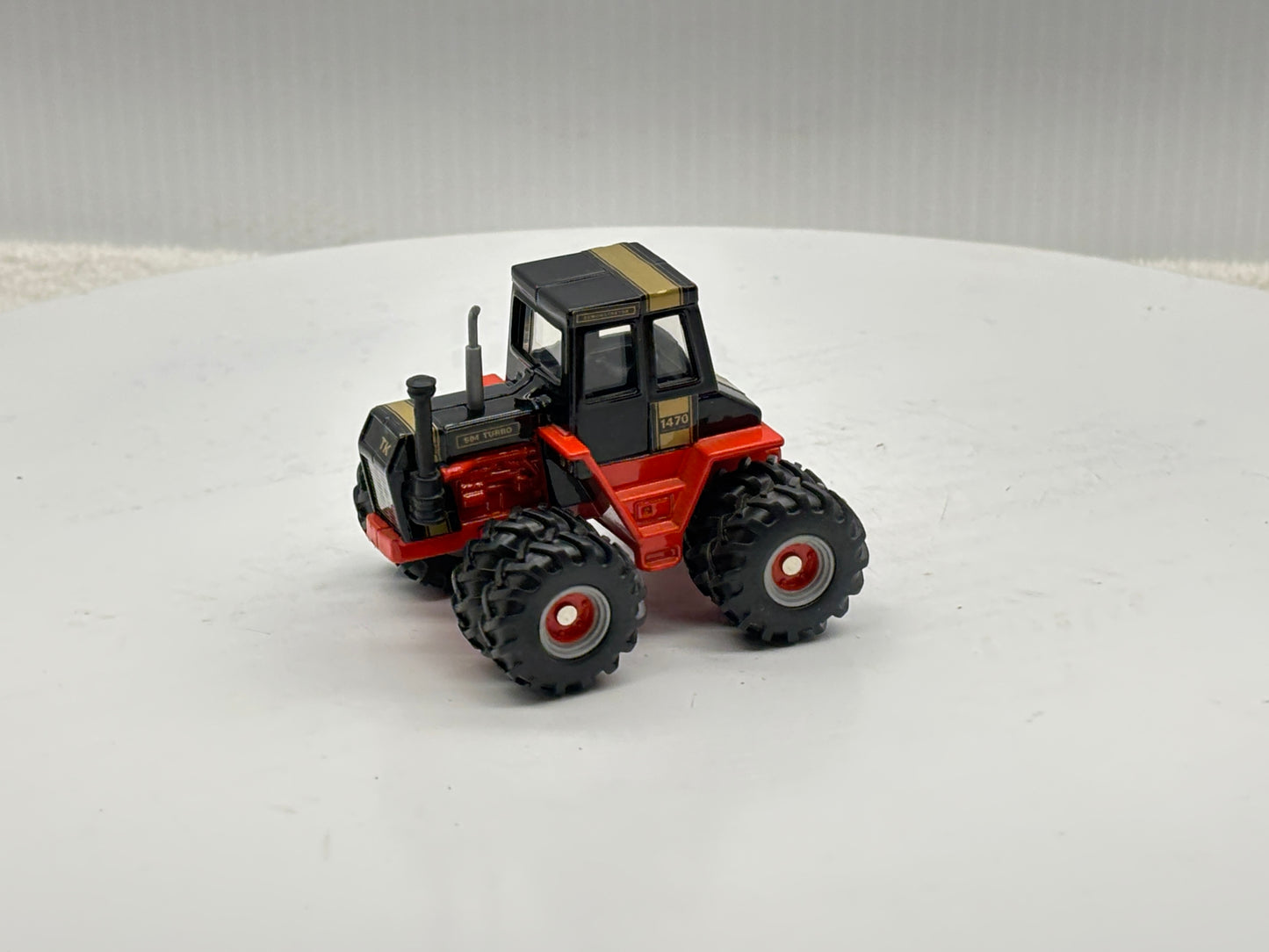 1/64 Case 1470 Black Knight