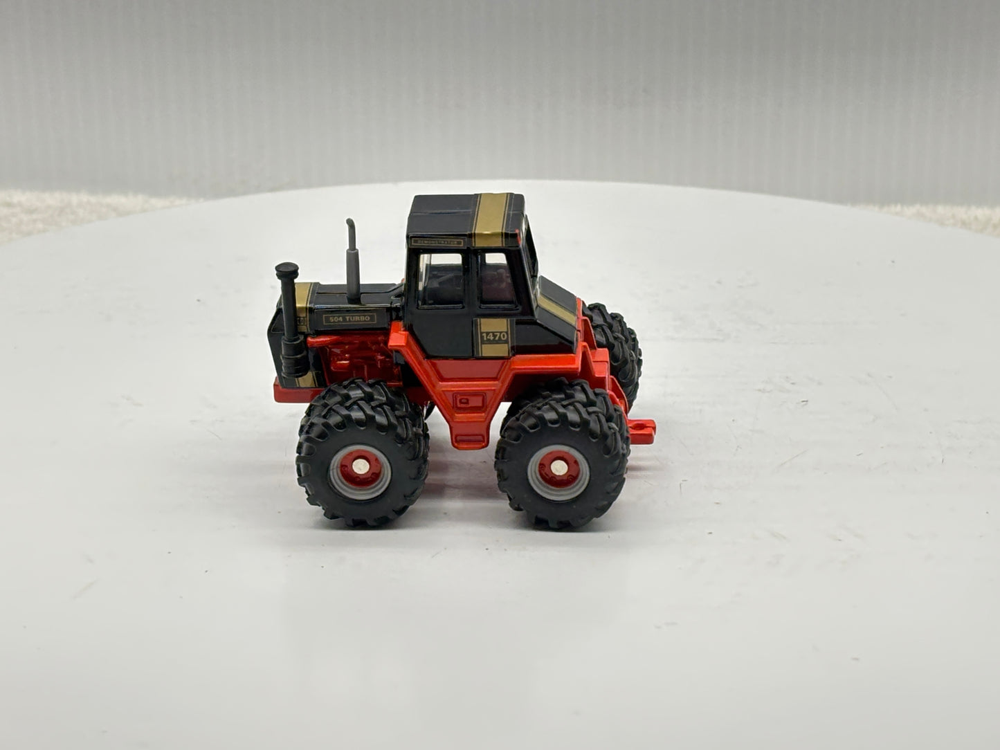 1/64 Case 1470 Black Knight