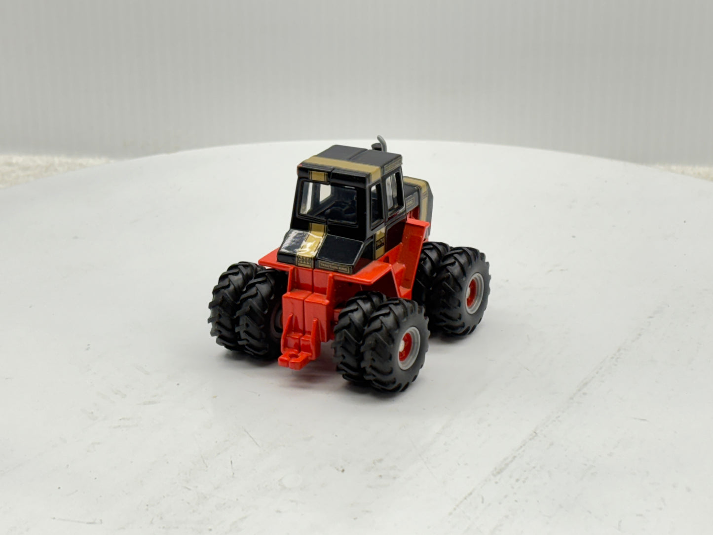 1/64 Case 1470 Black Knight