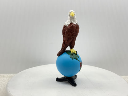Case Eagle on Globe