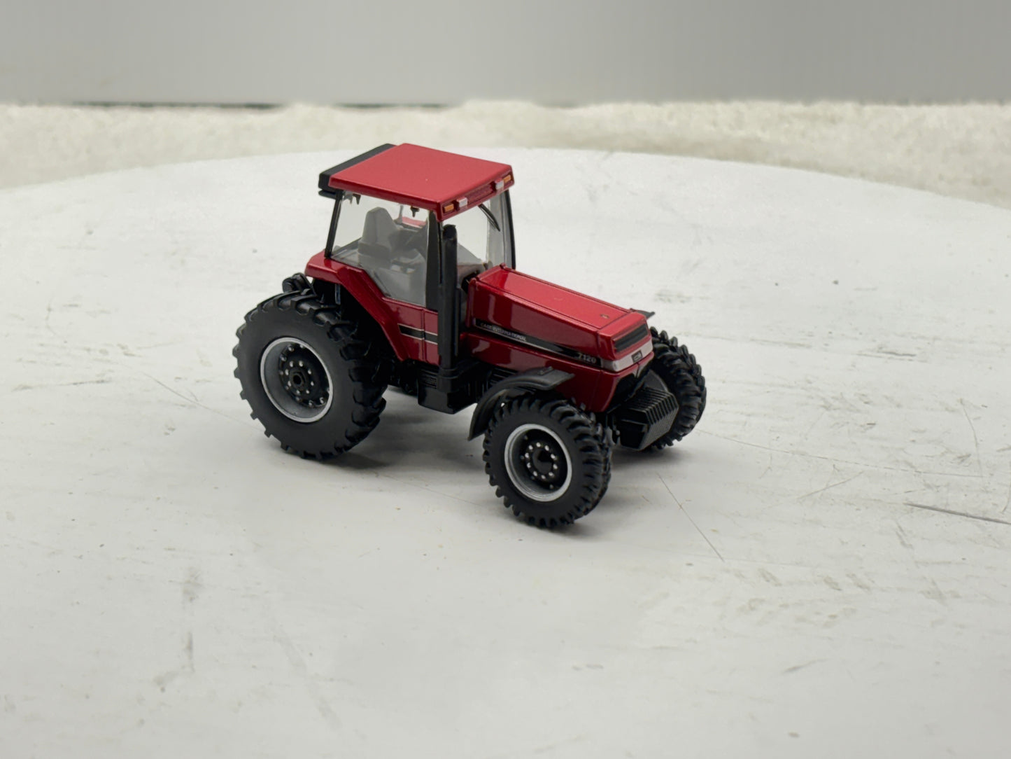 1/64 Case IH 7120 Magnum Prestige