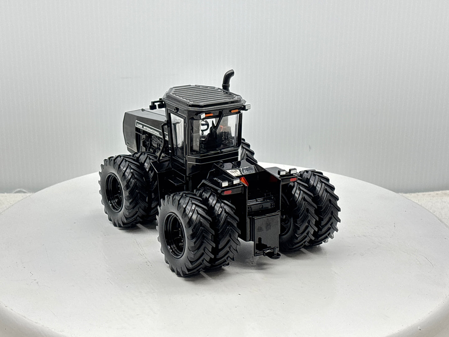 1/32 Case IH 9250 NFTM Black Chaser