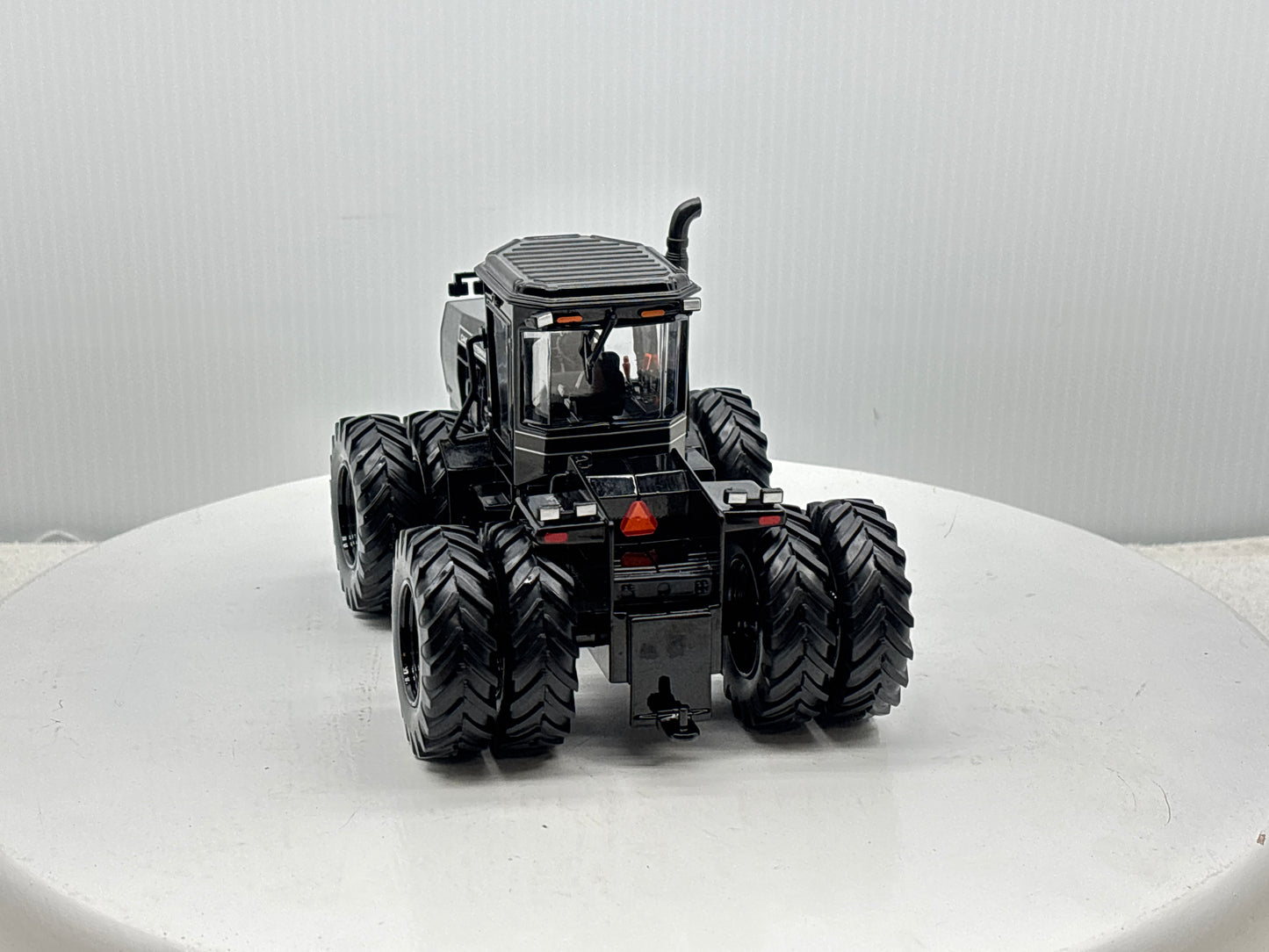 1/32 Case IH 9250 NFTM Black Chaser