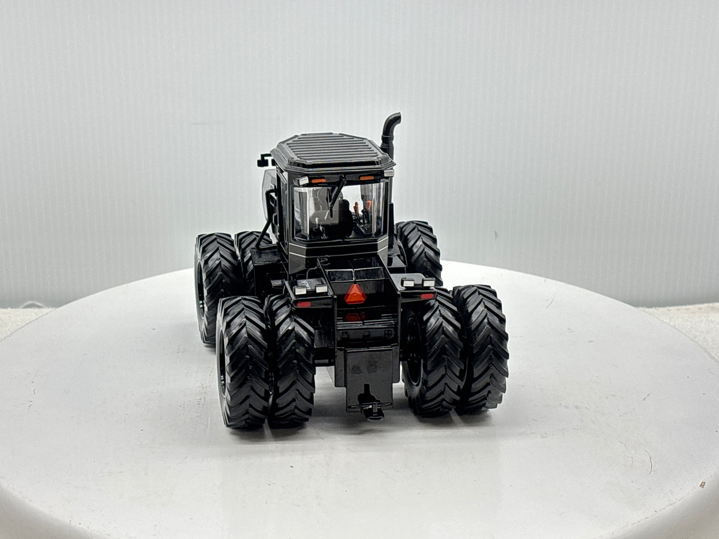 1/32 Case IH 9250 NFTM Black Chaser