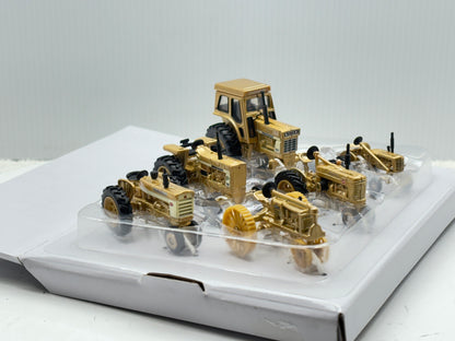 1/64 Case IH Farmall 100th Gold