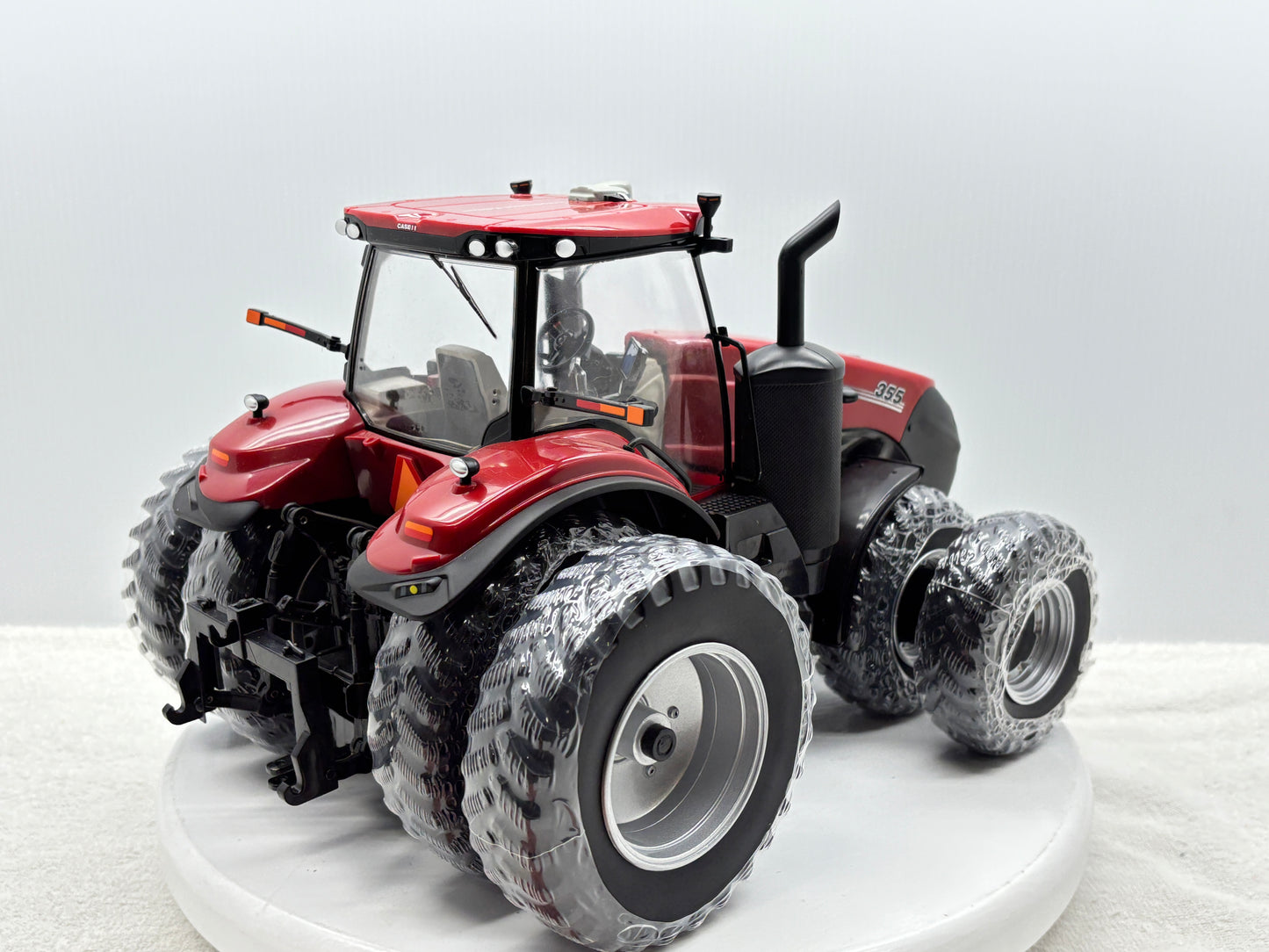 1/16 Case IH Magnum 355 Prestige
