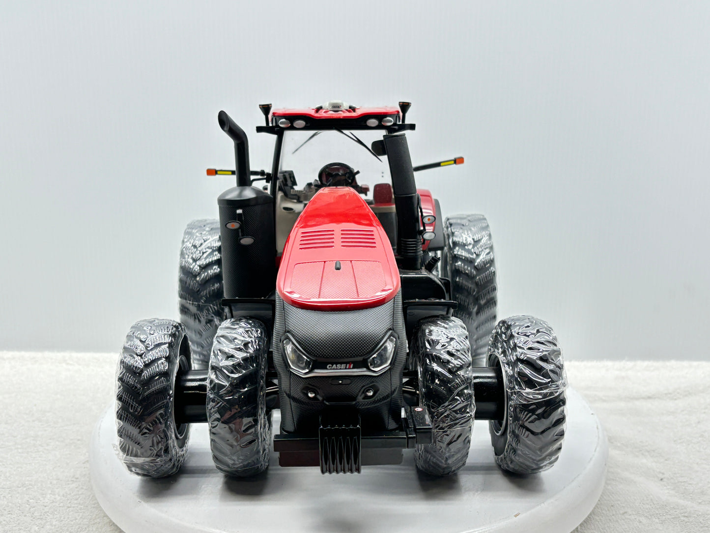1/16 Case IH Magnum 355 Prestige
