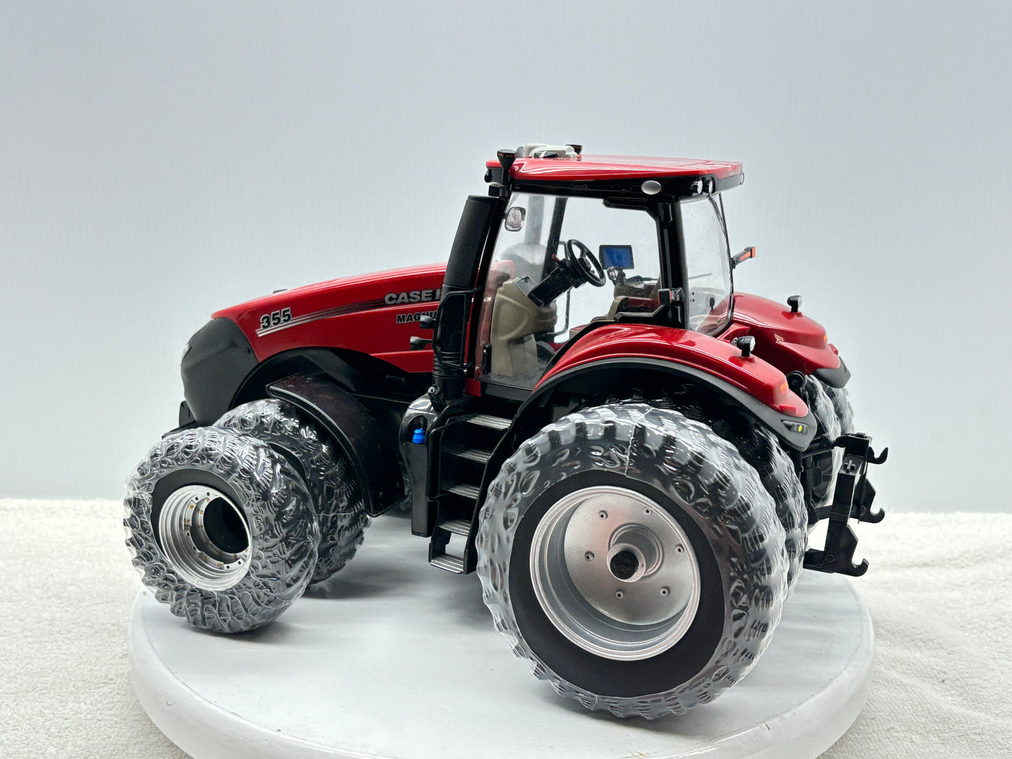1/16 Case IH Magnum 355 Prestige