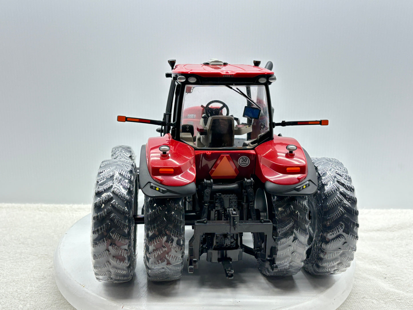 1/16 Case IH Magnum 355 Prestige