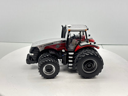 1/32 Case IH Magnum 370 Farm Show