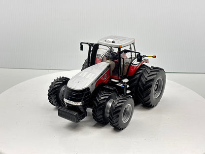 1/32 Case IH Magnum 370 Farm Show