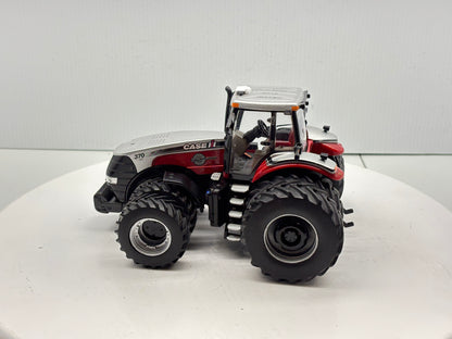 1/32 Case IH Magnum 370 Farm Show