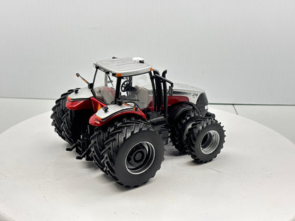 1/32 Case IH Magnum 370 Farm Show