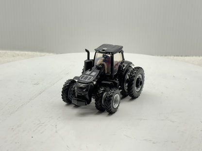 1/64 Case IH Magnum 400 Black